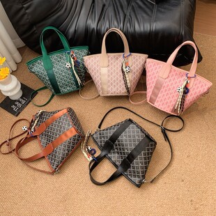 大容量通勤托特包包2026新款时尚潮超火单肩包包上课通勤