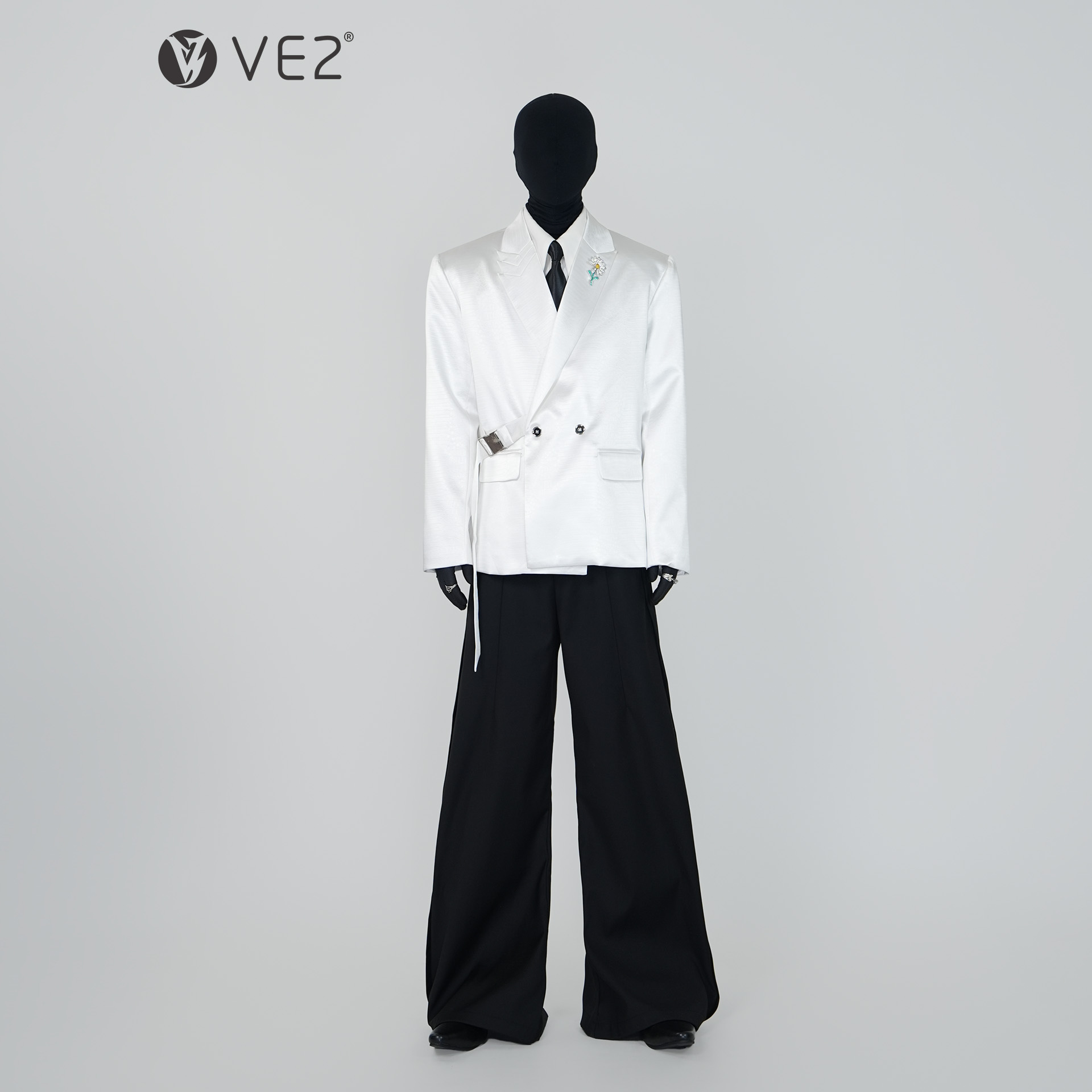 VE2四季廓形戗驳领垫肩西服外套