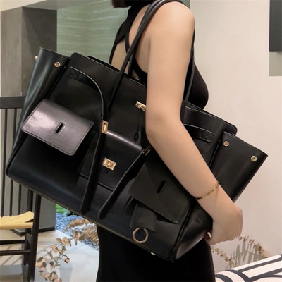 中性辣妹机车包2025新款大容量通勤单肩子母包朋克锁扣托特翅膀包