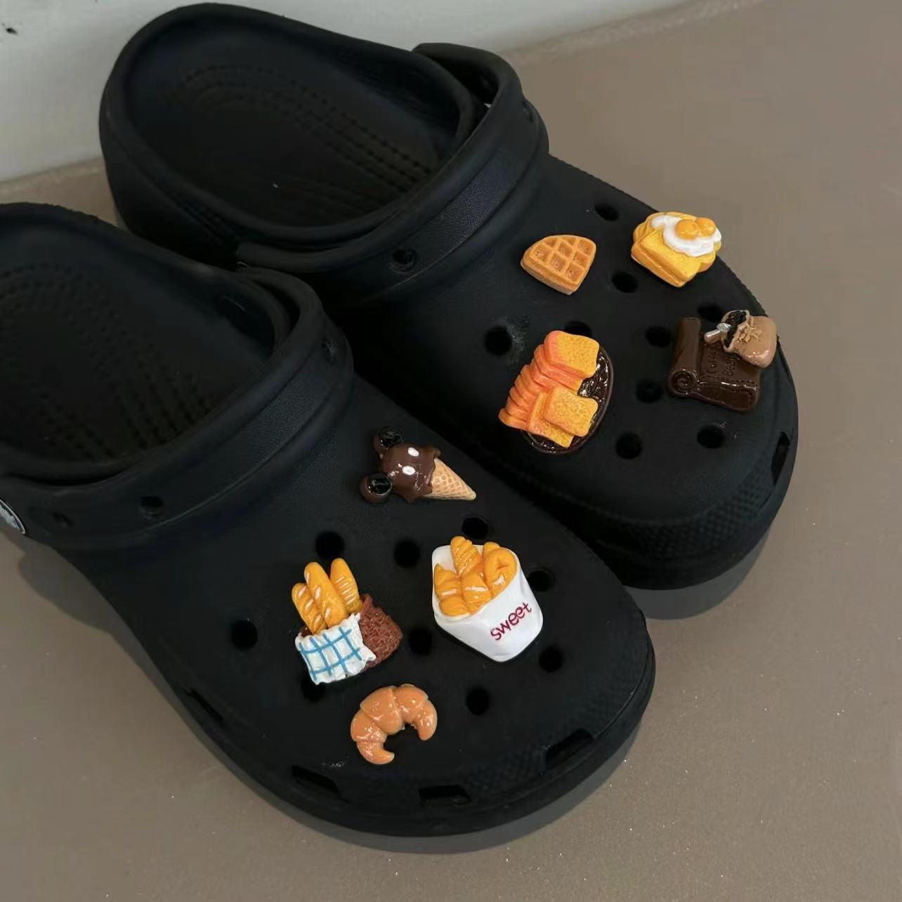 可爱米奇甜筒面包洞洞鞋鞋扣crocs鞋花配饰diy食玩春鞋面装饰