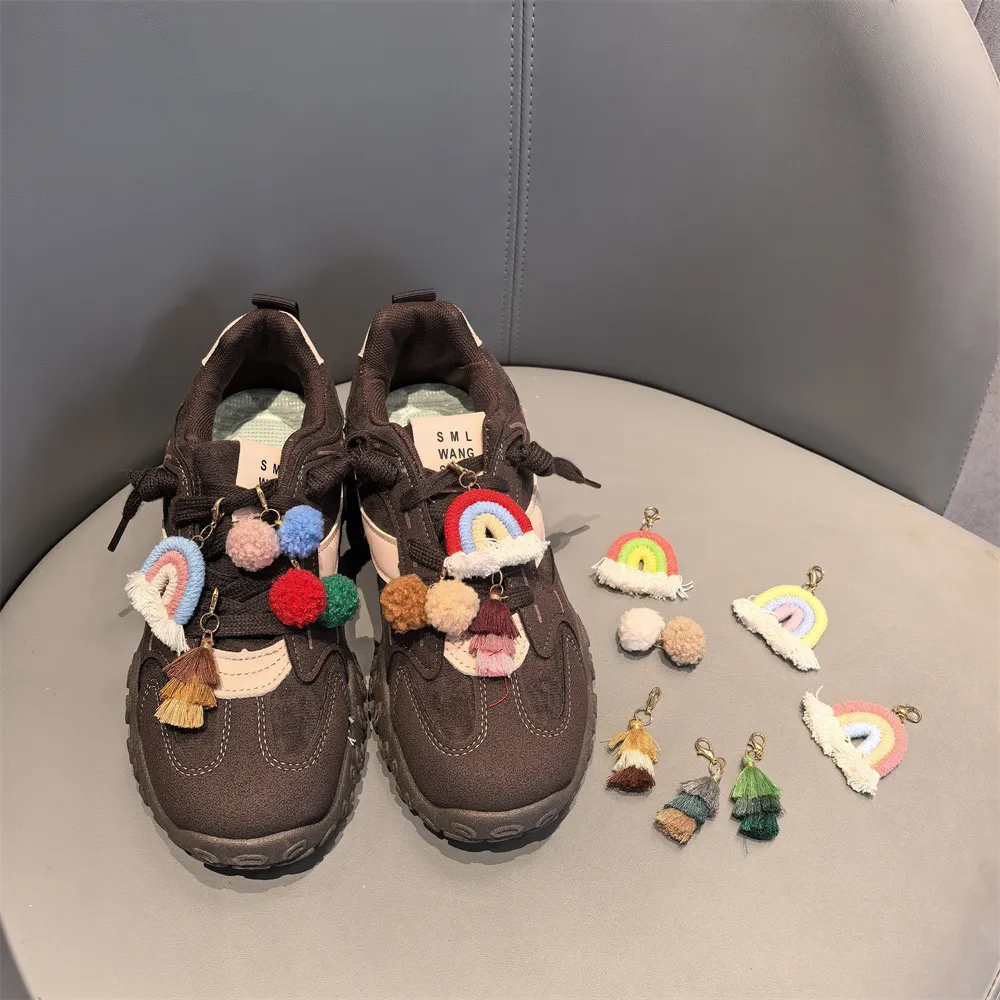 新款圣诞秋冬MIU系毛球彩虹流苏鞋花扣高级感儿童鞋配饰装饰拆卸,服饰配件/皮带/帽子/围巾,鞋扣,淘宝优惠券,粉丝福利购,淘宝优惠卷