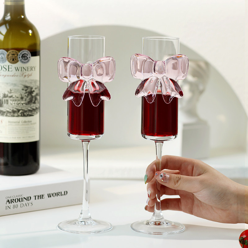 个性玻璃香槟杯新款创意甜酒气泡酒高脚杯轻奢女高颜值小众红酒杯