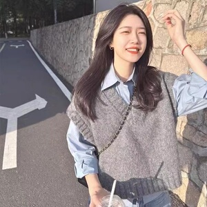 休闲套装女韩系简约纯色衬衫洋气叠穿V领显瘦针织毛衣马甲牛仔裤