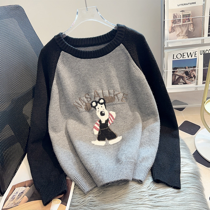 卡通刺绣撞色针织打底衫女