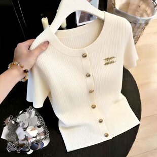 T恤女夏季 轻奢风圆领套头短袖 200斤 气质减龄上衣显瘦小衫