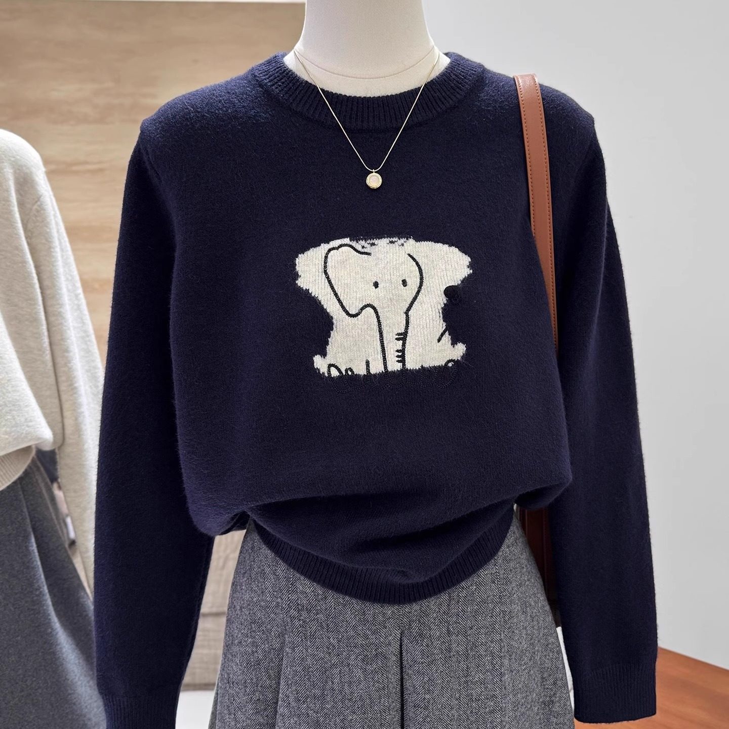 提花卡通小象针织衫女秋冬圆领百搭套头毛衣软糯宽松显瘦大码上衣,女装/女士精品,大码内搭,淘宝优惠券,粉丝福利购,淘宝优惠卷