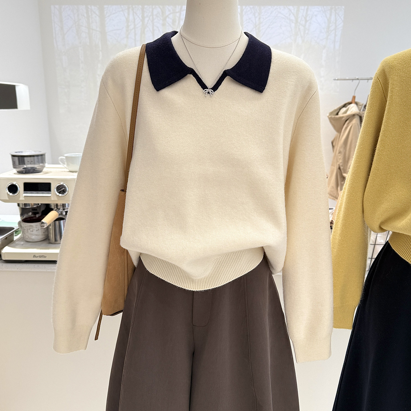 设计感翻领撞色针织毛衣女秋冬季大码胖妹妹宽松显瘦遮肚打底上衣,女装/女士精品,大码内搭,淘宝优惠券,粉丝福利购,淘宝优惠卷