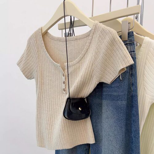 洋气减龄坑条V领针织上衣女夏季