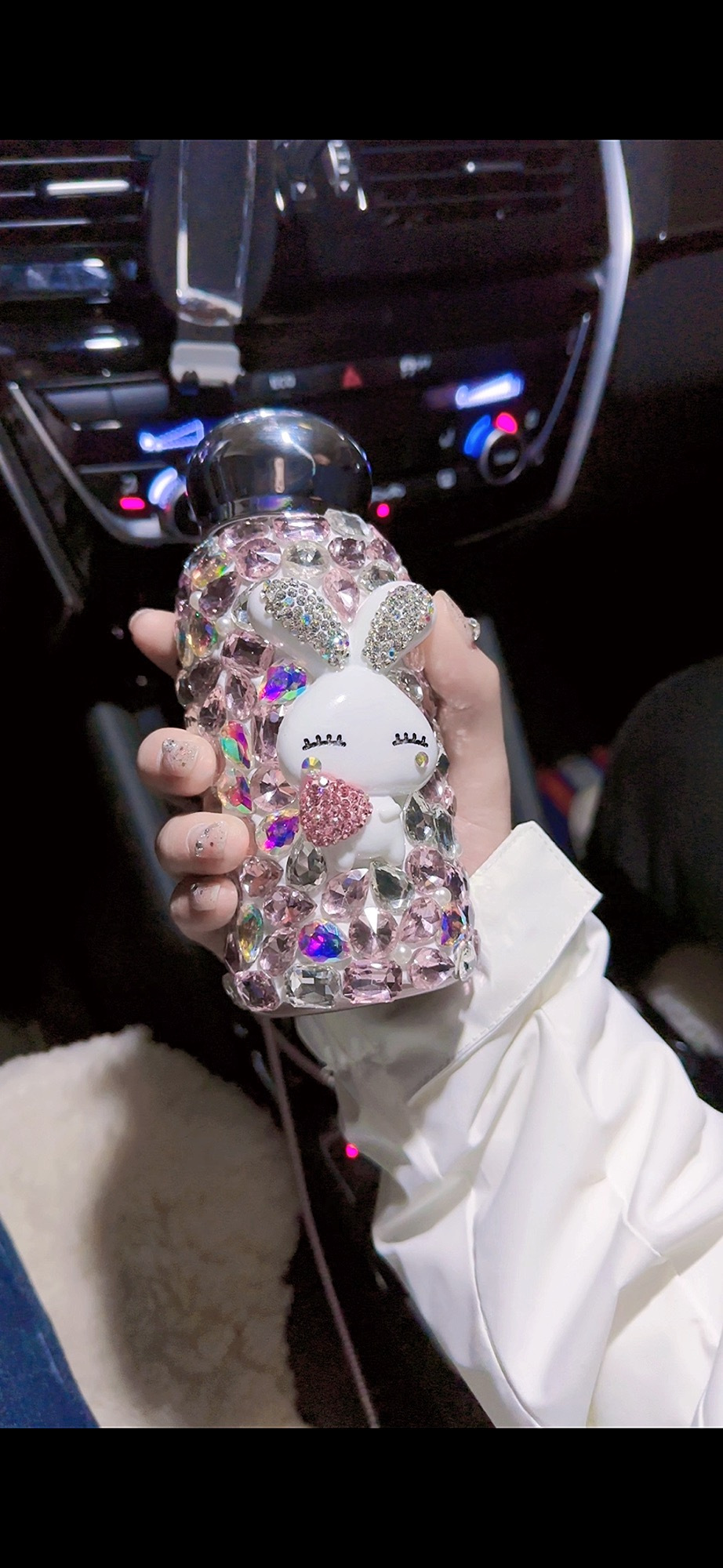 新款镶钻保温杯高颜值女304不锈钢兔子水杯便携礼物满钻杯女生