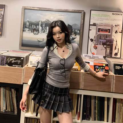 popchee｜牛津预科生｜3色假两件针织打底衫！桃心领收腰好版型～