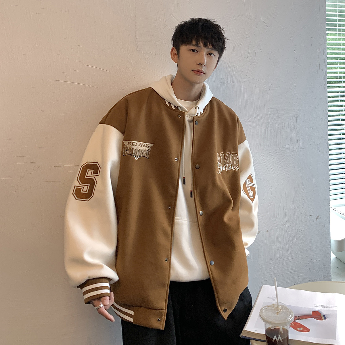 2025秋装新款港风潮牌拼色刺绣呢料棒球服夹克M567/P88118,男装夹克,电商A146