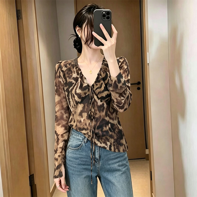 大码时尚休闲风豹纹长袖衬衫新款百搭今年流行的爆款女装秋上衣潮