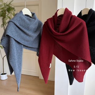 搭配好物100%纯羊毛高品质大三角巾披肩极简百搭保暖腔调搭肩围巾