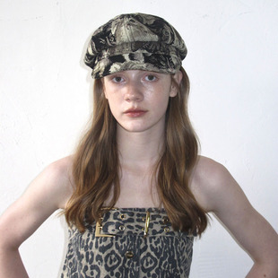 原创设计猫咪图案复古棕色2025新款 休闲百搭帽子女八角帽显脸小