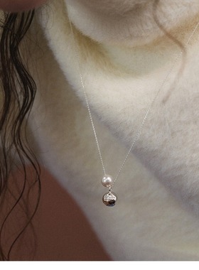 韩国东大门双球珍珠银球项链毛衣链小众设计个性简约时髦锁骨链