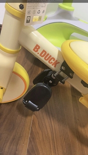 儿童小黄鸭三轮车脚踏板护栏配件婴儿车脚踏车放脚板专用短