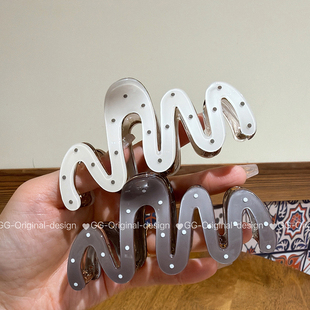 韩国原版高级感波点S型曲线发夹女高级感气质侧边夹抓夹发卡头饰