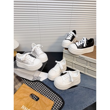 日本offcat7cm真皮松糕厚底小白鞋女2026款轻便百搭休闲面包单鞋