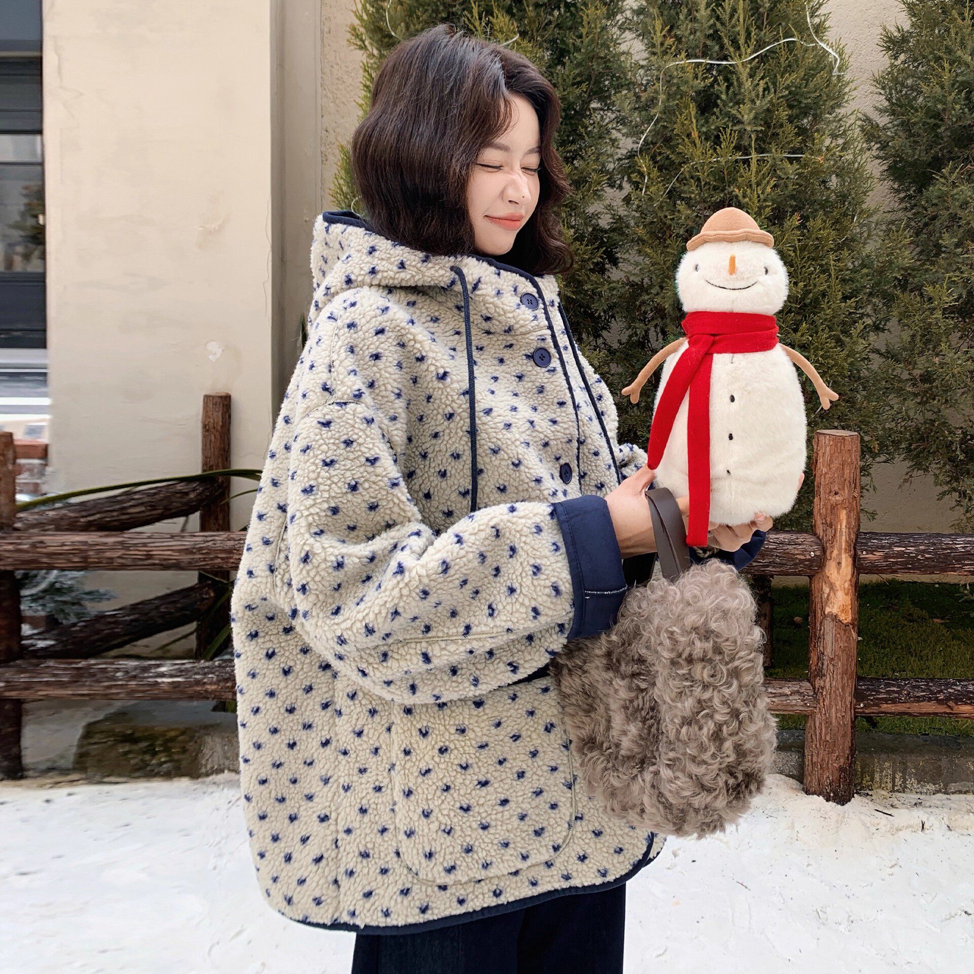 日本OFFCAT拼接羊羔毛棉服外套女2025冬季新款短款连帽波点小棉袄