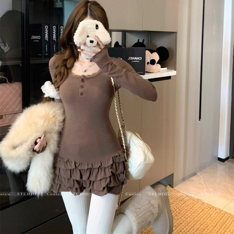 日本OFFCAT甜辣风蕾丝拼接长袖连衣裙女秋季蛋糕裙修身短裙打底裙