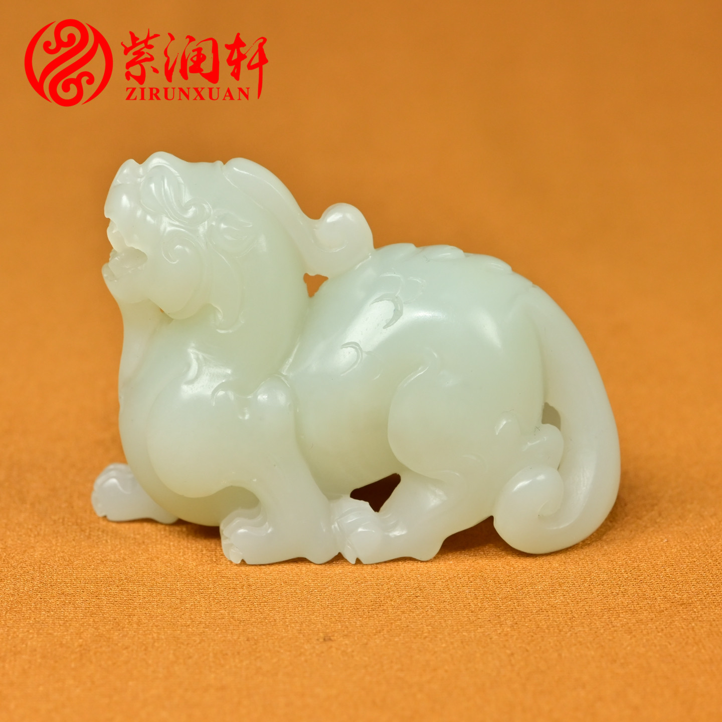 和田玉貔貅白玉且末料摆件苏工