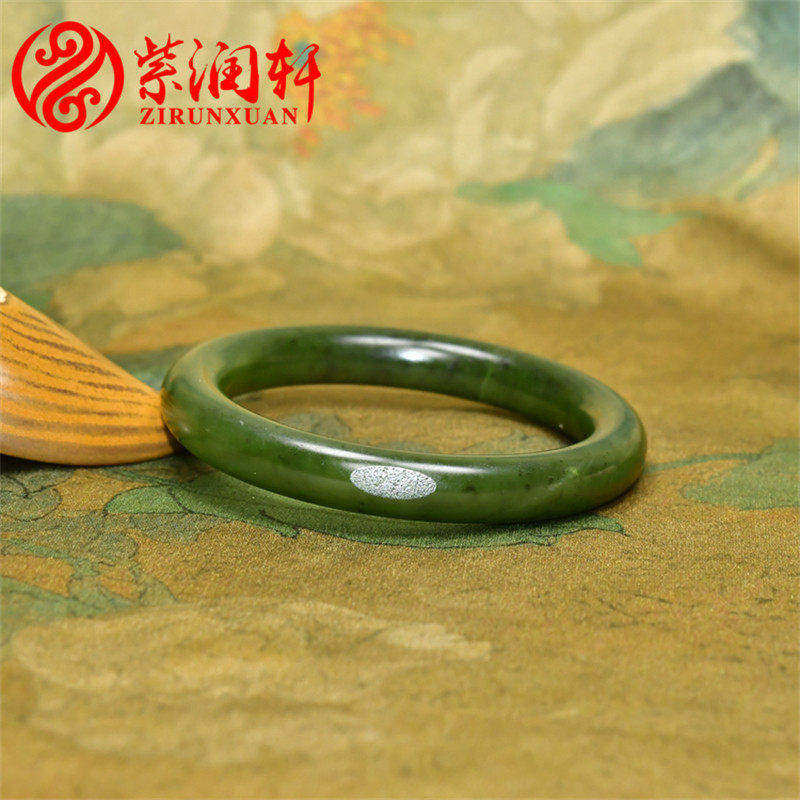 已结缘新疆和田玉碧玉籽料手镯菠菜绿哑光56 5MM圆条肥厚款玉镯