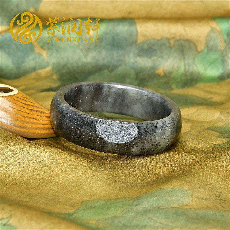 紫润轩新疆和田玉青花籽料手镯留皮亚光水墨玉镯59MM高油传家级