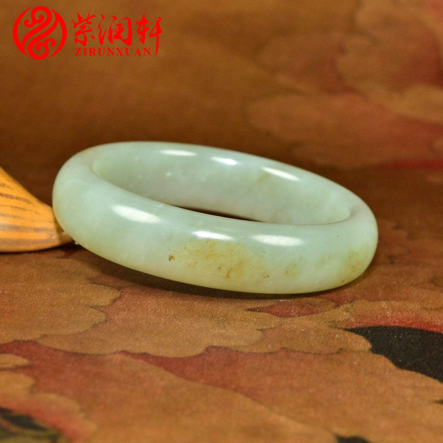 紫润轩新疆和田玉青白籽料手镯偏沙枣青色51 5MM哑光小圈口收藏级