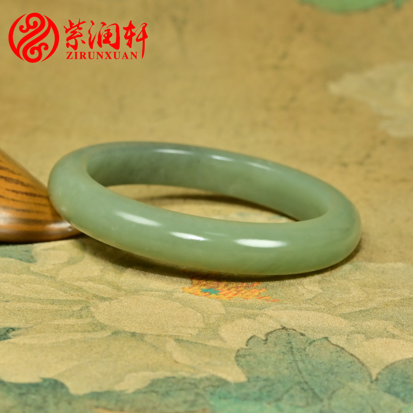 疆和田玉且末料鸭蛋青手镯60mm