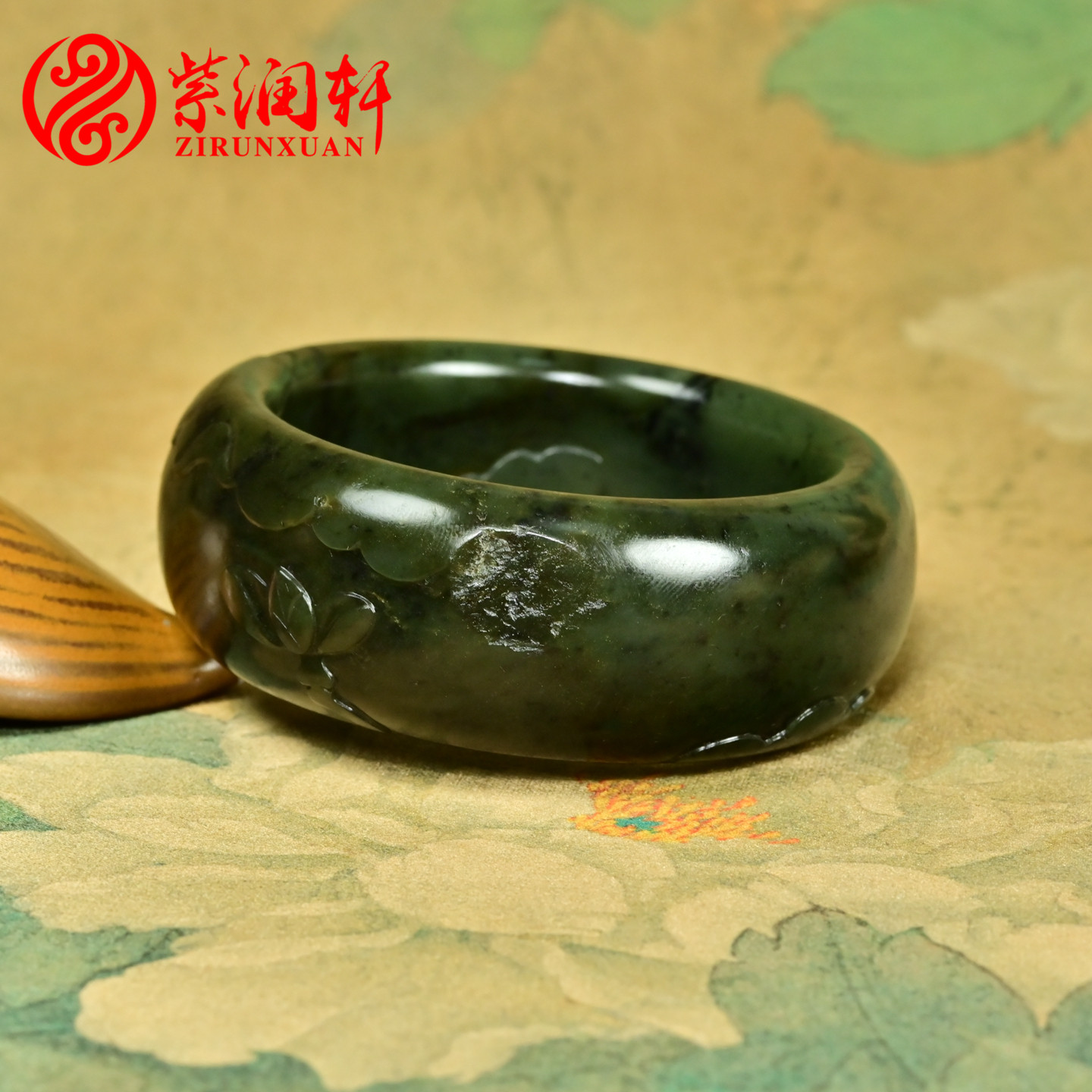紫润轩新疆和田玉碧玉籽料手镯糖菠菜绿宽版58MM莲花荷花镯传家级