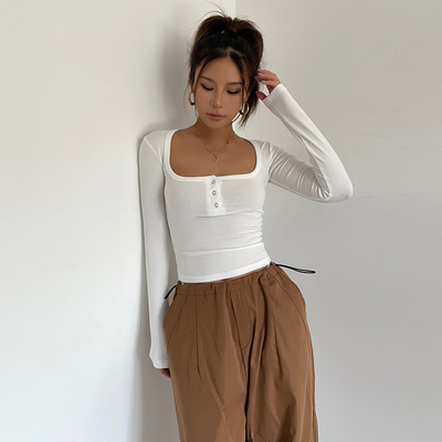 欧美修身排扣方领露锁骨打底衫