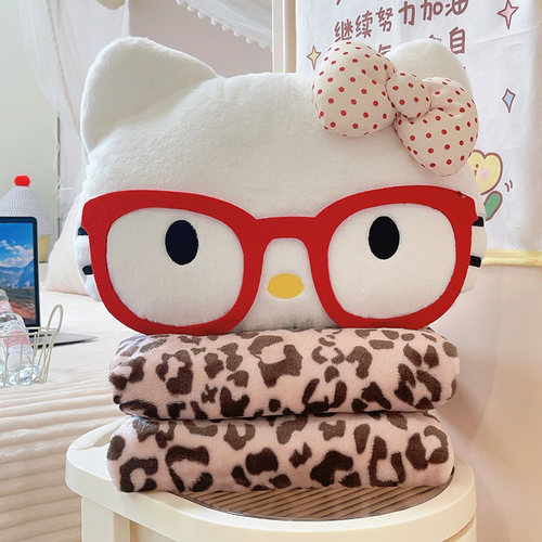 可爱hellokitty抱枕被子两用