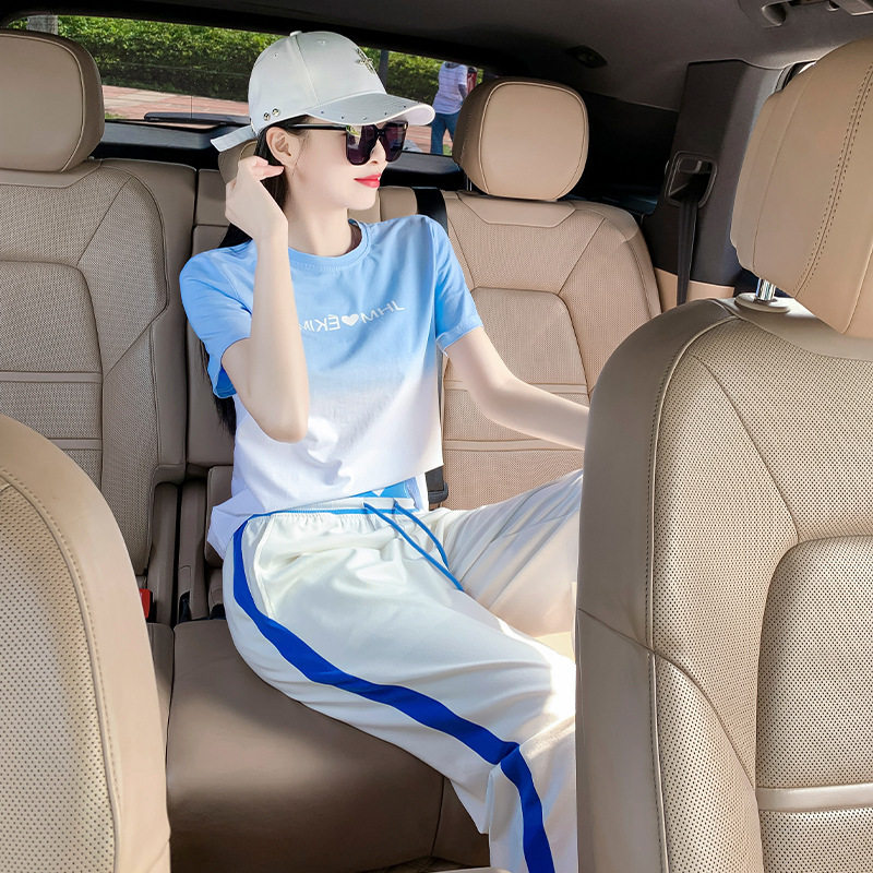 夏季减龄穿搭休闲运动上衣裤子女时尚洋气显瘦2026新款短袖两件套