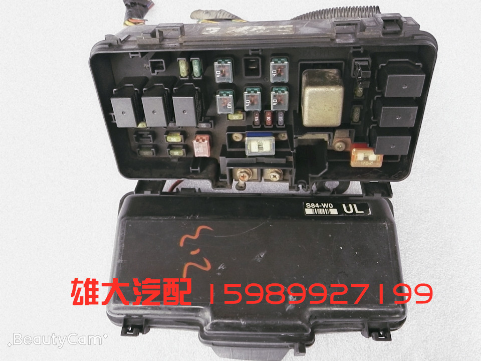 适用六代雅阁奥德赛2.3保险丝盒 机舱保险丝 继电器盒总成 拆件