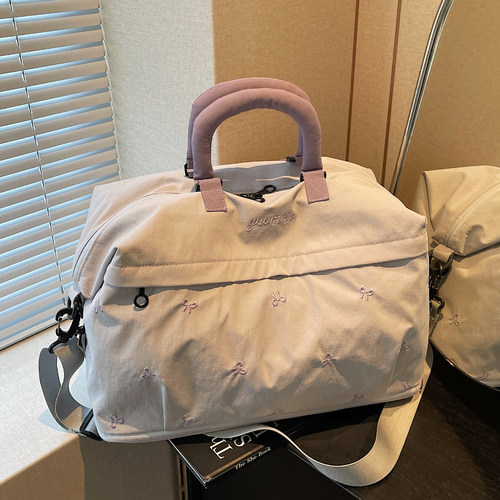 刺绣轻便大容量手提旅行健身包女