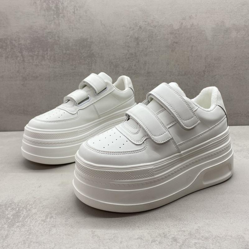 休闲厚底加绒小白鞋2024秋季新款