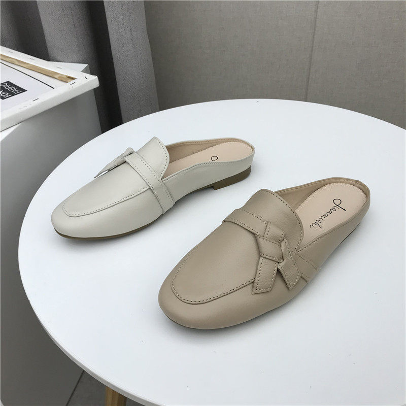 纯色头层牛皮简洁包头低跟拖鞋
