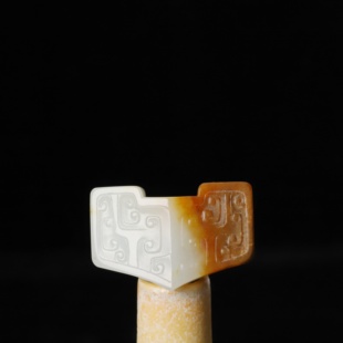 在售新疆和田玉10克红沁白肉仿古剑格白玉籽料挂件玉坠苏工无瑕疵