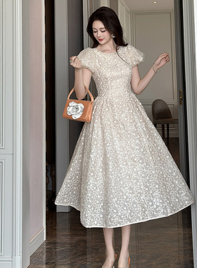 2026夏季法式度假风泡泡袖大摆蕾丝连衣裙甜美气质收腰长裙45147