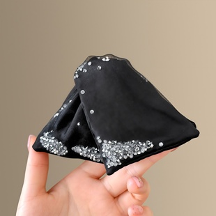 赫本风高级感水钻流沙三角抓夹百搭显头型后脑勺盘发鲨鱼夹马尾夹