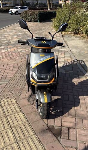 智迈M5电动车外壳原装前围工具箱前泥瓦大灯边条侧版