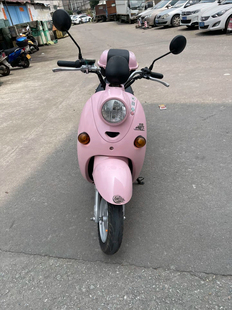 吉箭龟王电动车外壳配件大全大灯前围前泥板工具箱脚踏板边条