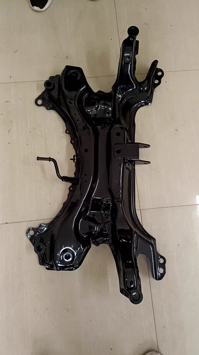 陆风X5老款新款X5PLUS汽车配件前副车架元宝梁发动机托架总成