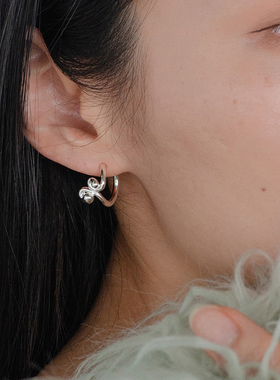 INAKSH 个性简约眼镜蛇耳环女银色女士耳饰ins个性设计气质耳环