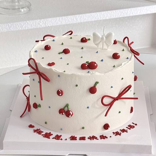 网红ins风皮尼绳蛋糕装饰珠光蝴蝶结蜡烛女神女生生日甜品插件