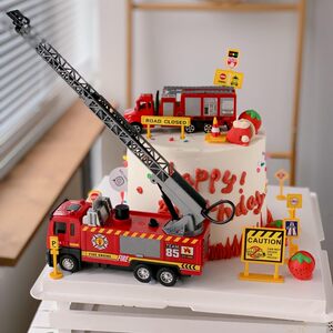 消防员主题生日蛋糕装饰云梯消防车路标路牌儿童男孩装扮插件摆件