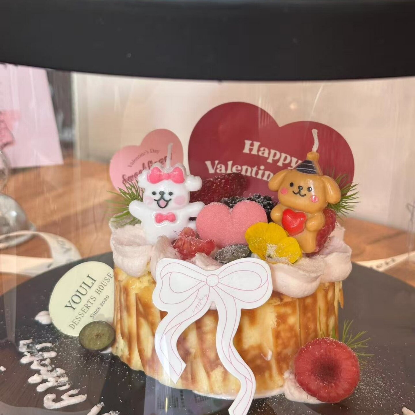 七夕情人节抱爱心蝴蝶结线条小狗造型蜡烛爱心生日蜡烛蛋糕插牌
