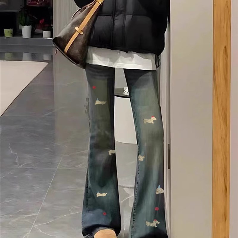 适用腊肠狗刺绣加绒加厚微t喇牛仔裤女秋冬胖妹妹mm高腰弹力遮胯