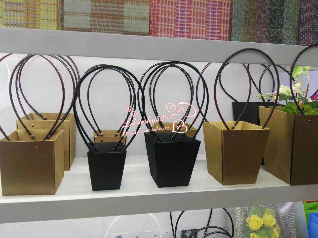 新款牛皮纸袋防水手提花袋 黑色迷你插花盒 黑卡纸高档鲜花袋