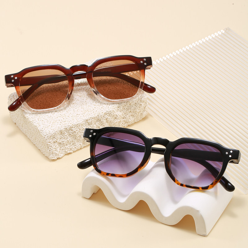 2026网红新款方形墨镜太阳镜潮街拍防紫外线小脸彩色嘻哈防晒眼镜